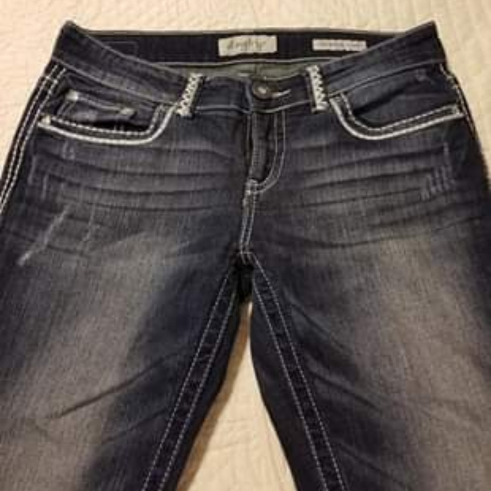 Buckle Jeans